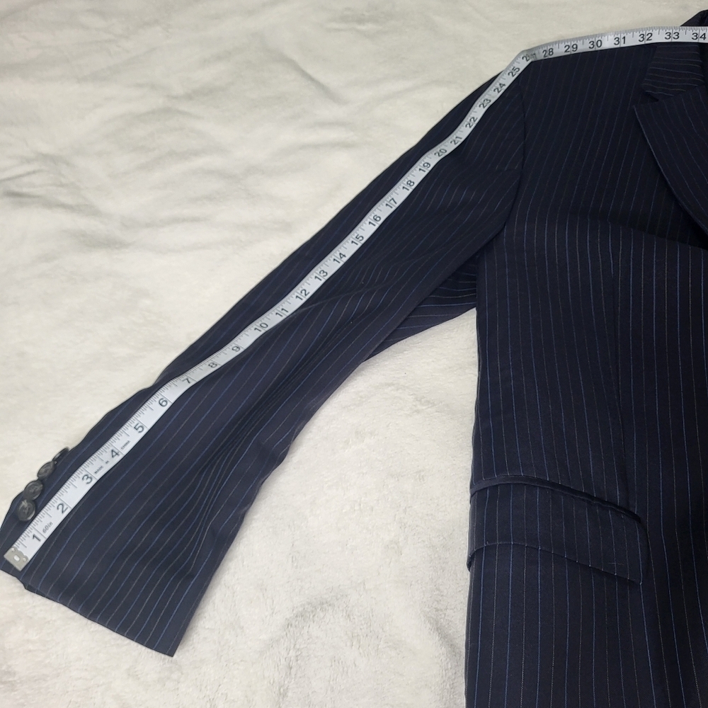 Lauren Ralph Lauren Dark Blue Striped Blazer. 44R - Picture 8 of 11